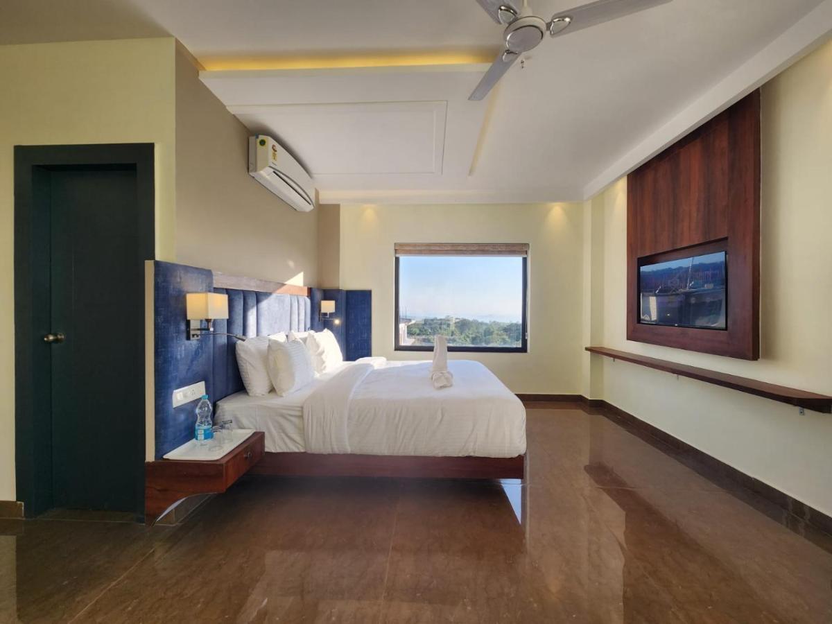 Aachman River And Valley View Resort Dharamshala - A Riverside Resort With Balcony View Exterior foto