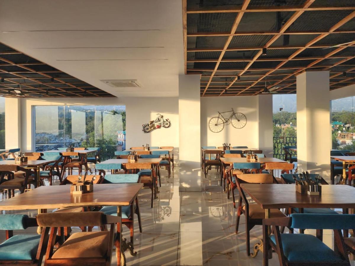 Aachman River And Valley View Resort Dharamshala - A Riverside Resort With Balcony View Exterior foto