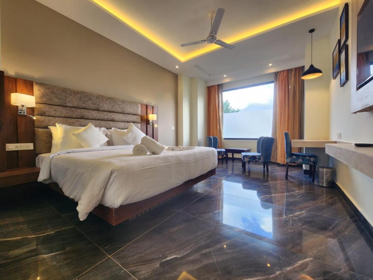 Aachman River And Valley View Resort Dharamshala - A Riverside Resort With Balcony View Exterior foto